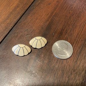 Vintage Scallop Shell Earrings